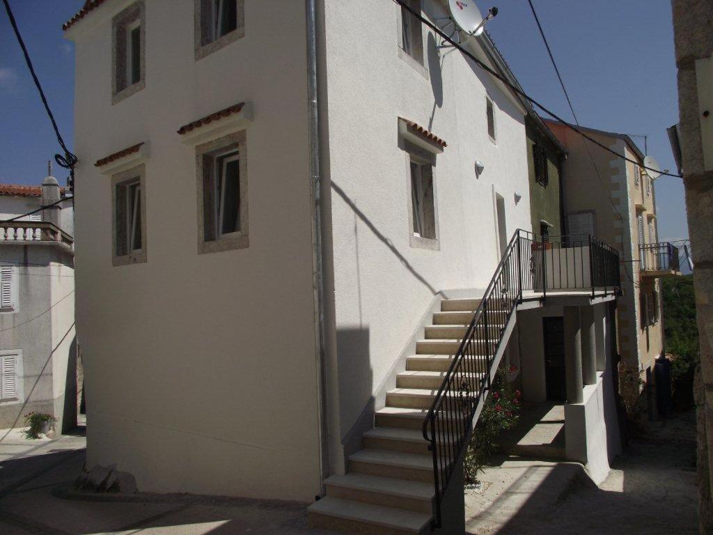 Apartments Dobrinj Exterior foto